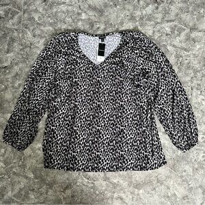Torrid Blouse V Neck Long Puff Sleeve Top Cheetah Black Grey NWT
